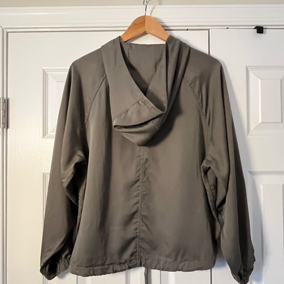 Lululemon City Stroll Hoodie Grey Sage Size 4 - Picture 7 of 11